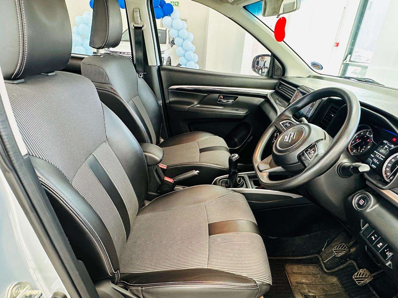 2023 Suzuki XL6 1.5 GL 5MT - Image 10
