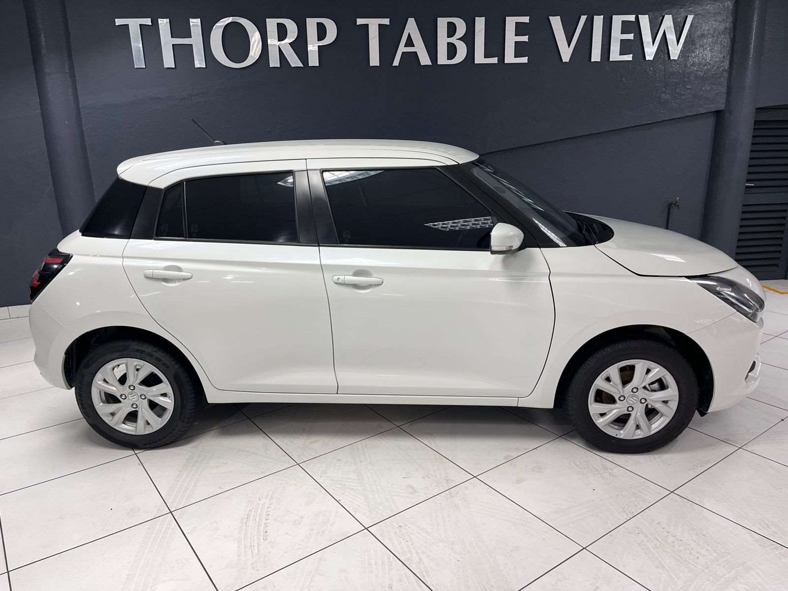 2026 Suzuki Swift 1.2 GL+ 5MT New - Image 2