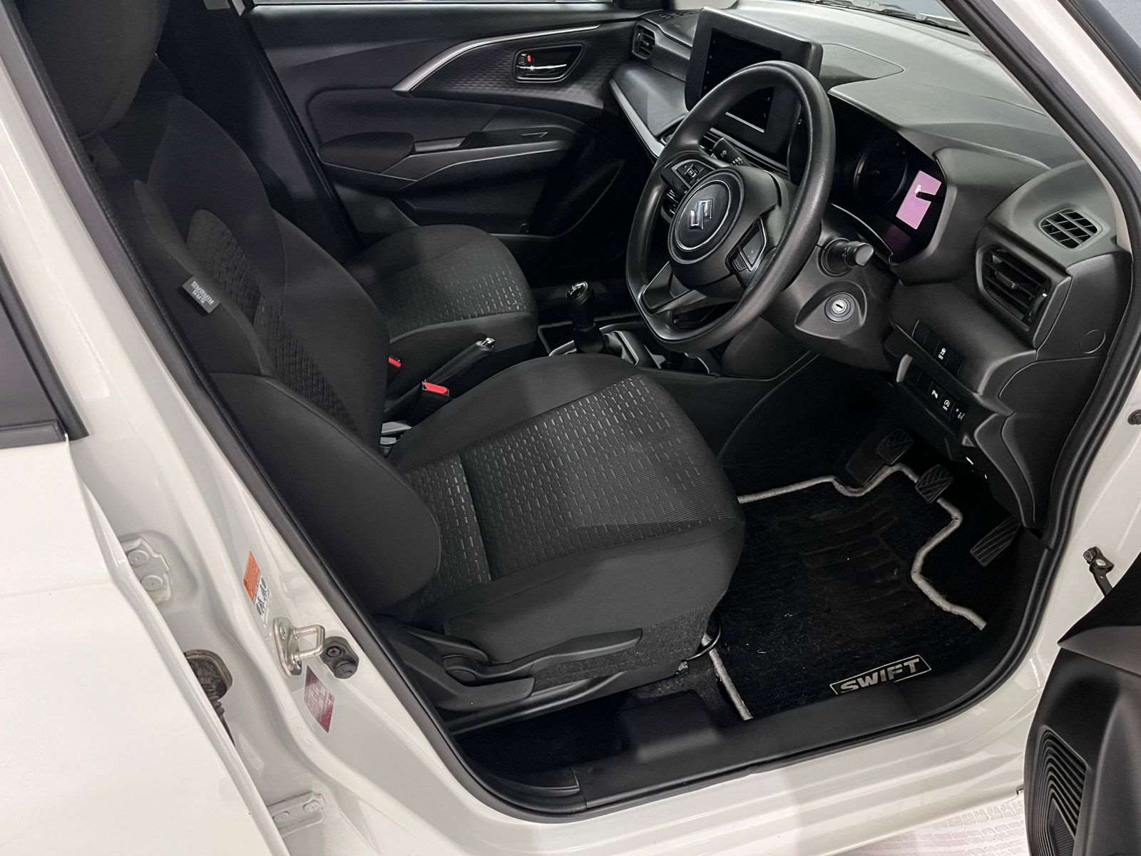 2026 Suzuki Swift 1.2 GL+ 5MT New - Image 6