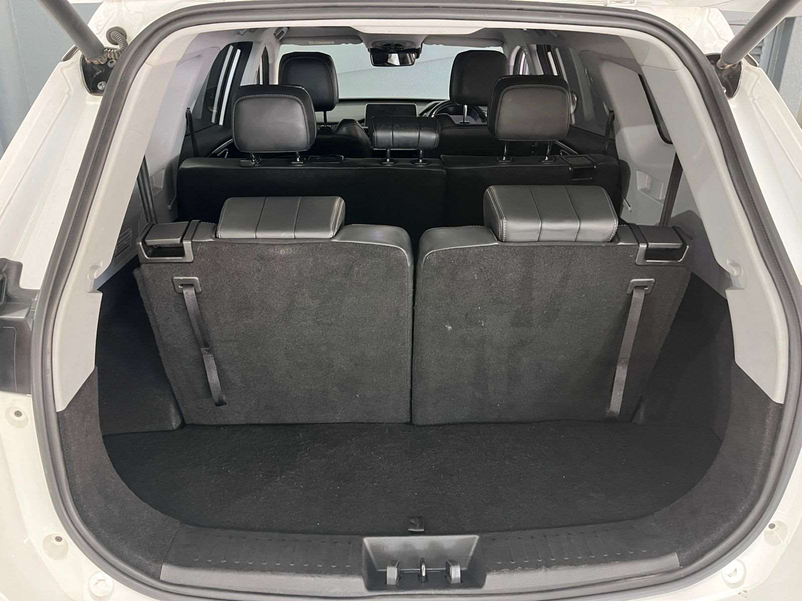 2022 Chery Tiggo 8 Pro TIGGO 8 PRO 1.6 TDGI EXECUTIVE DCT - Image 9