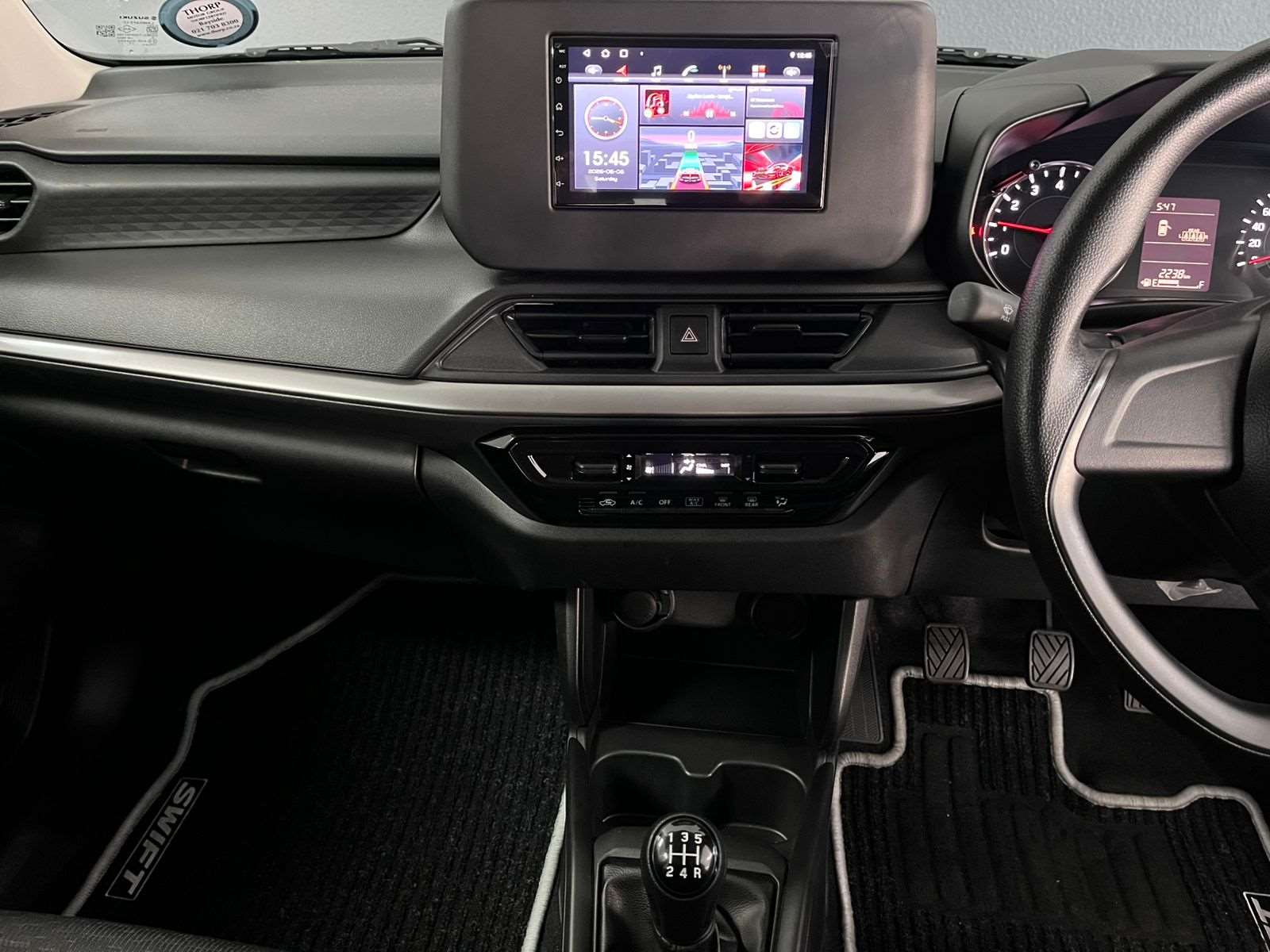 2025 Suzuki Swift 1.2 GL 5MT New - Image 5