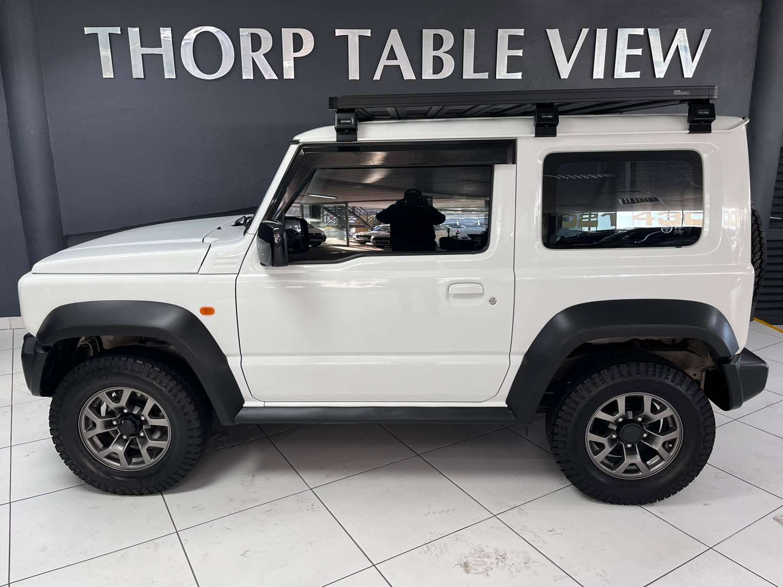 2023 Suzuki Jimny 1.5i GLX AT - Image 4