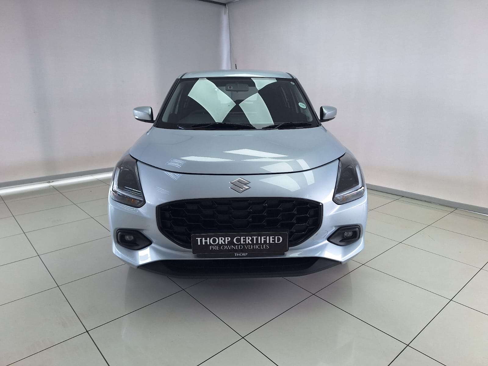 2024 Suzuki Swift 1.2 GLX 5MT New - Image 3