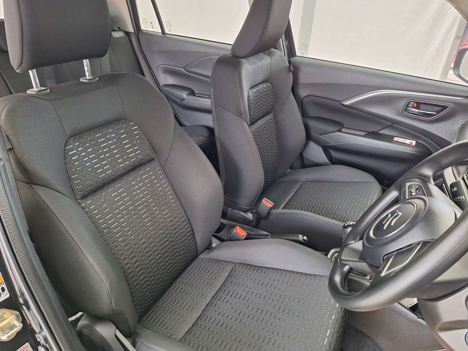 2026 Suzuki Swift 1.2 GL+ 5MT New - Image 9