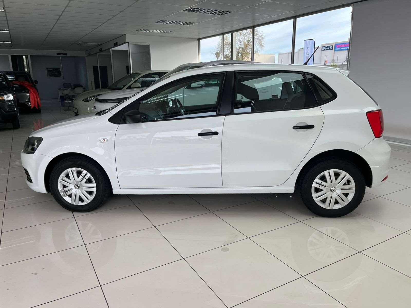2023 Volkswagen Polo VIVO 1.4 TRENDLINE - Image 4