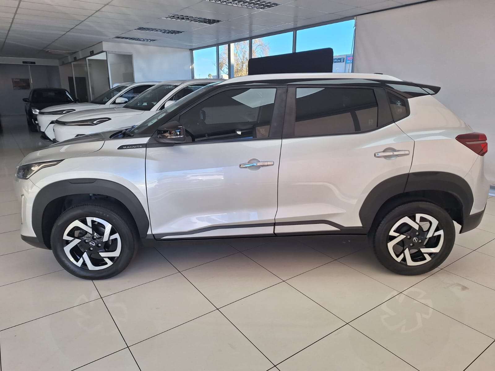 2024 Nissan MAGNITE MAGNITE 1.0 ACENTA - Image 4