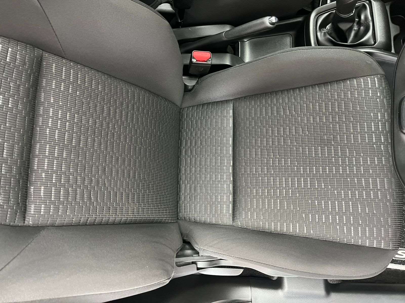 2025 Suzuki Swift 1.2 GL 5MT New - Image 12