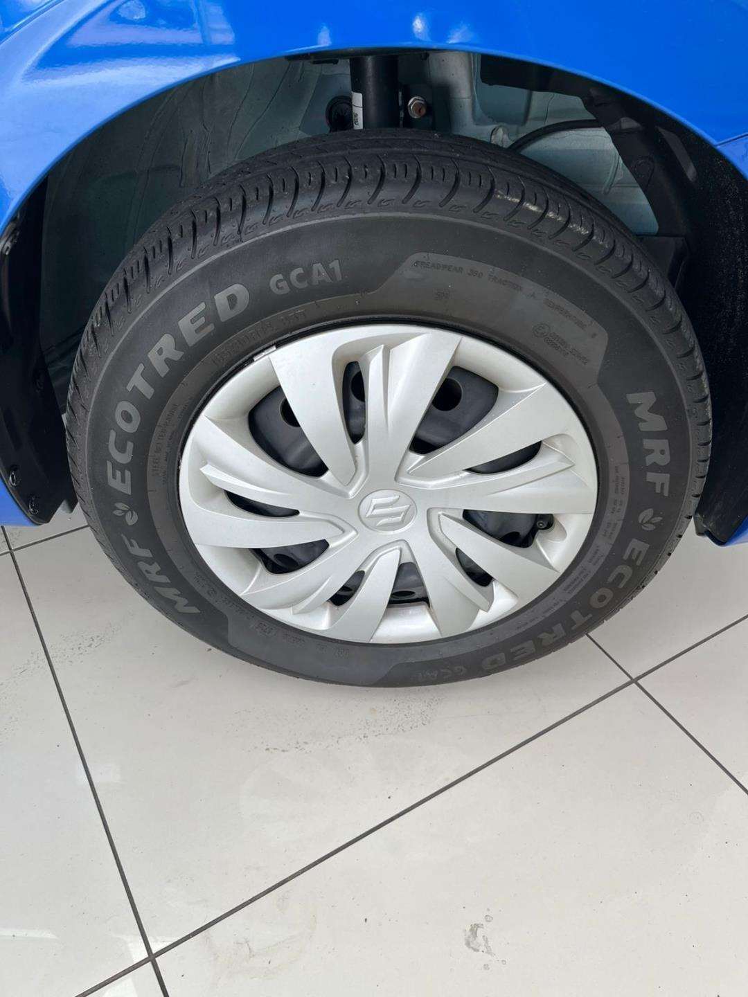 2025 Suzuki Swift 1.2 GL 5MT New - Image 9