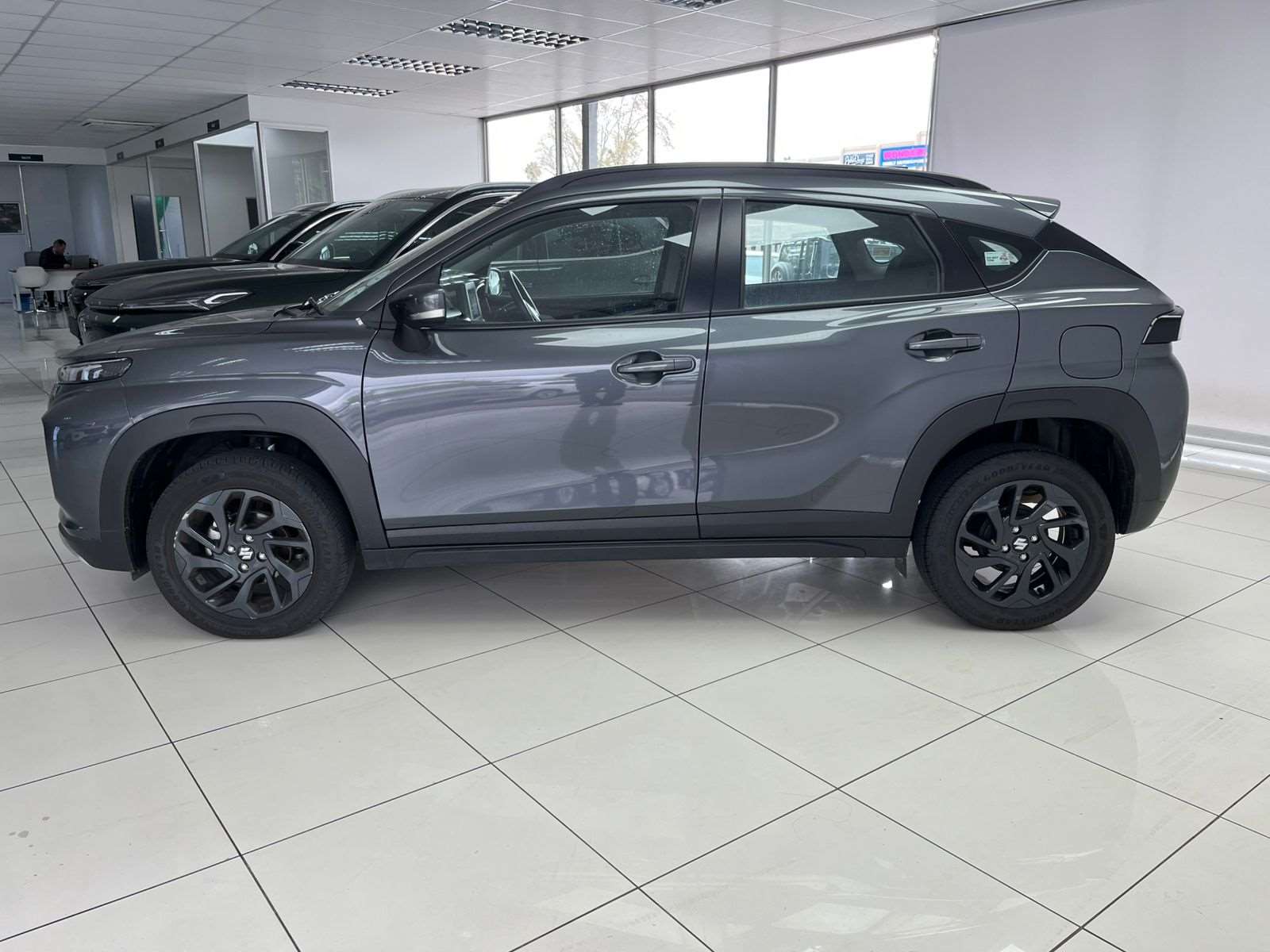 2025 Suzuki Fronx 1.5 GL 5MT - Image 4
