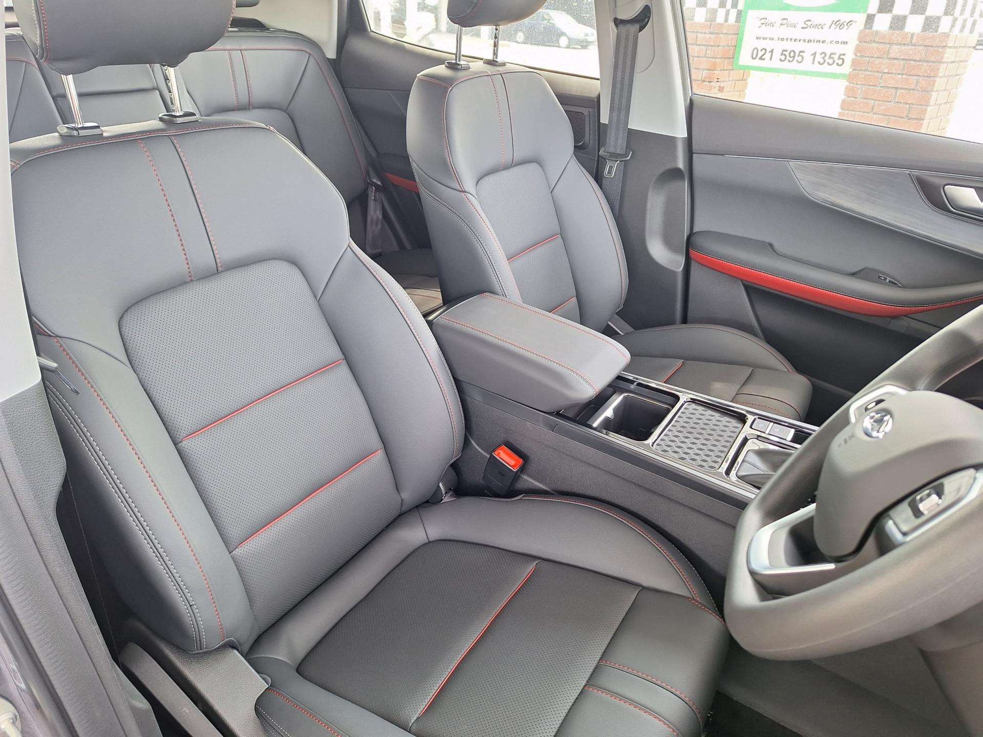 2025 Chery Tiggo 4 Pro Comfort CVT 1.5L (6 Airbags) - Image 9