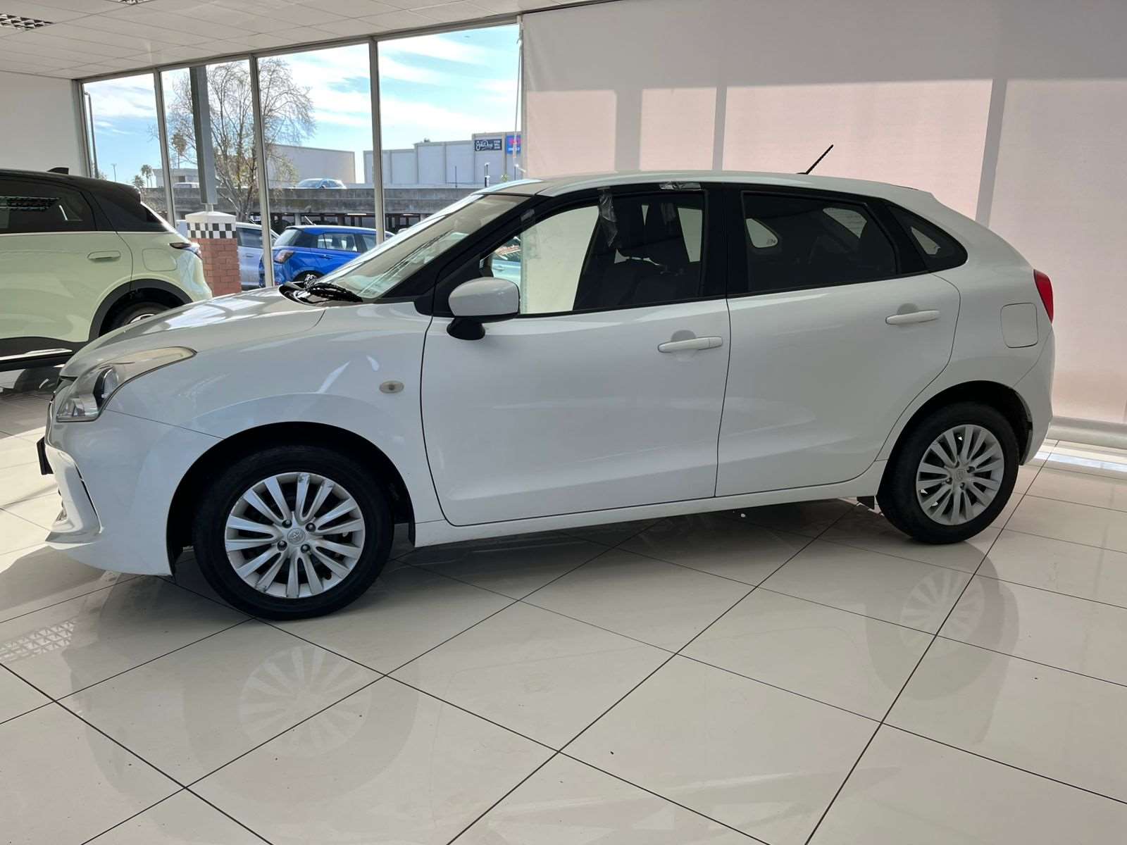 2022 Toyota STARLET 1.4 Xi - Image 4