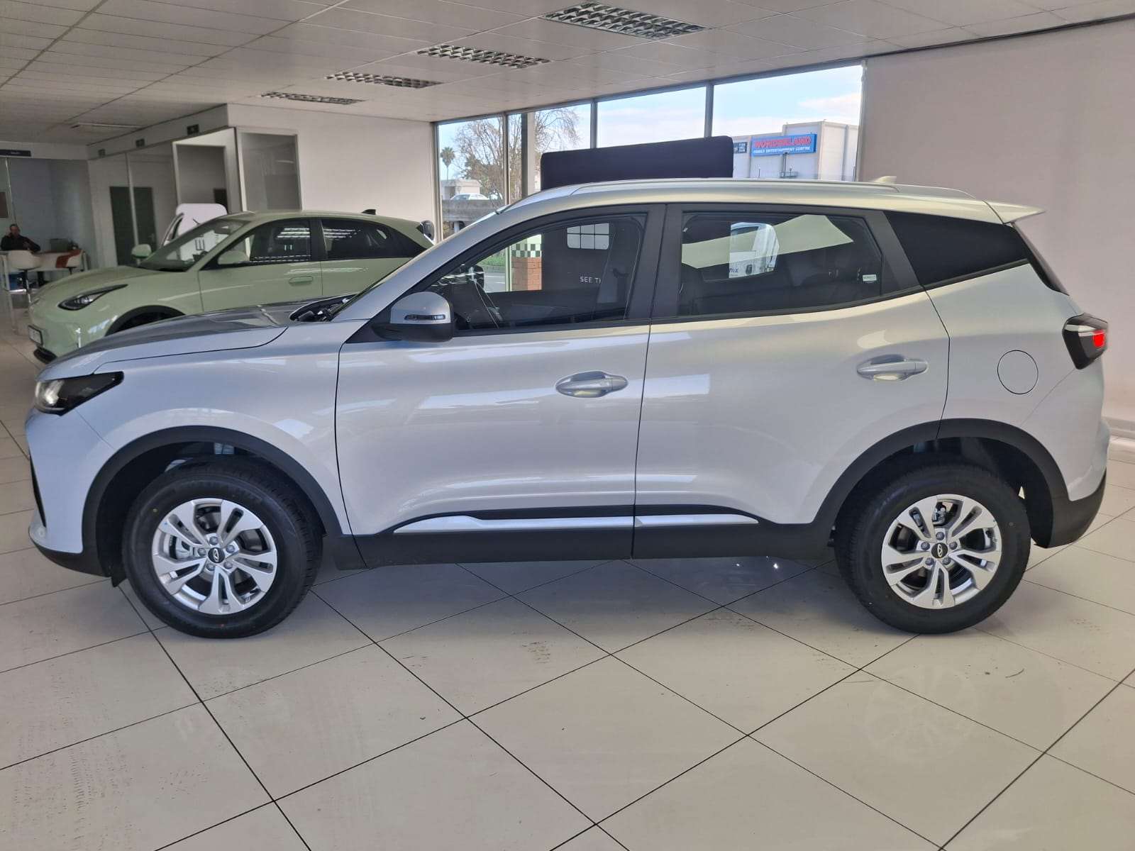2026 Chery Tiggo Cross LIT CVT - Image 4
