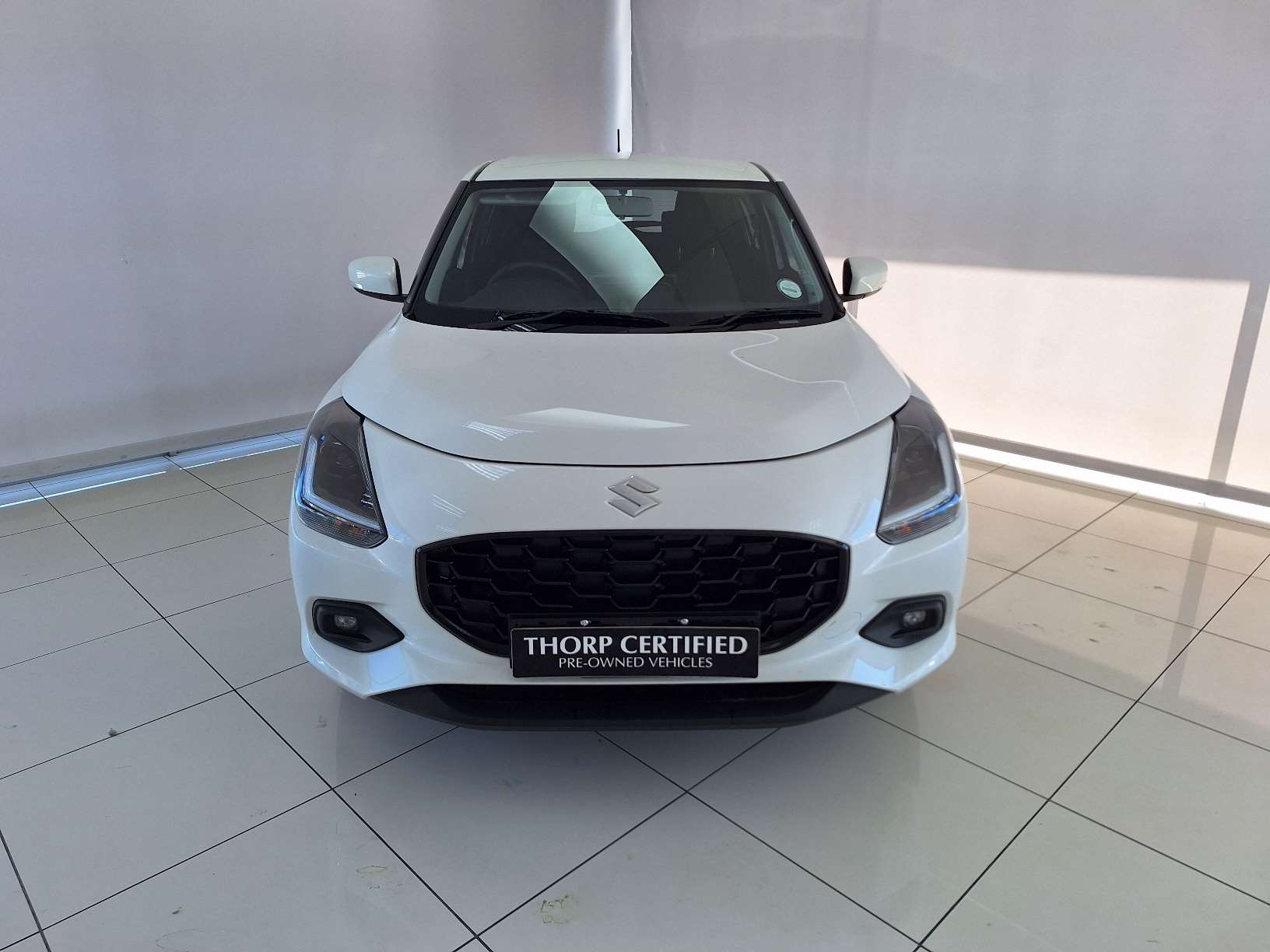 2026 Suzuki Swift 1.2 GLX 5MT New - Image 3