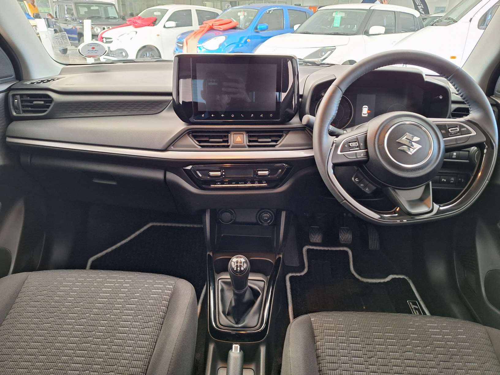 2026 Suzuki Swift 1.2 GLX 5MT New - Image 10