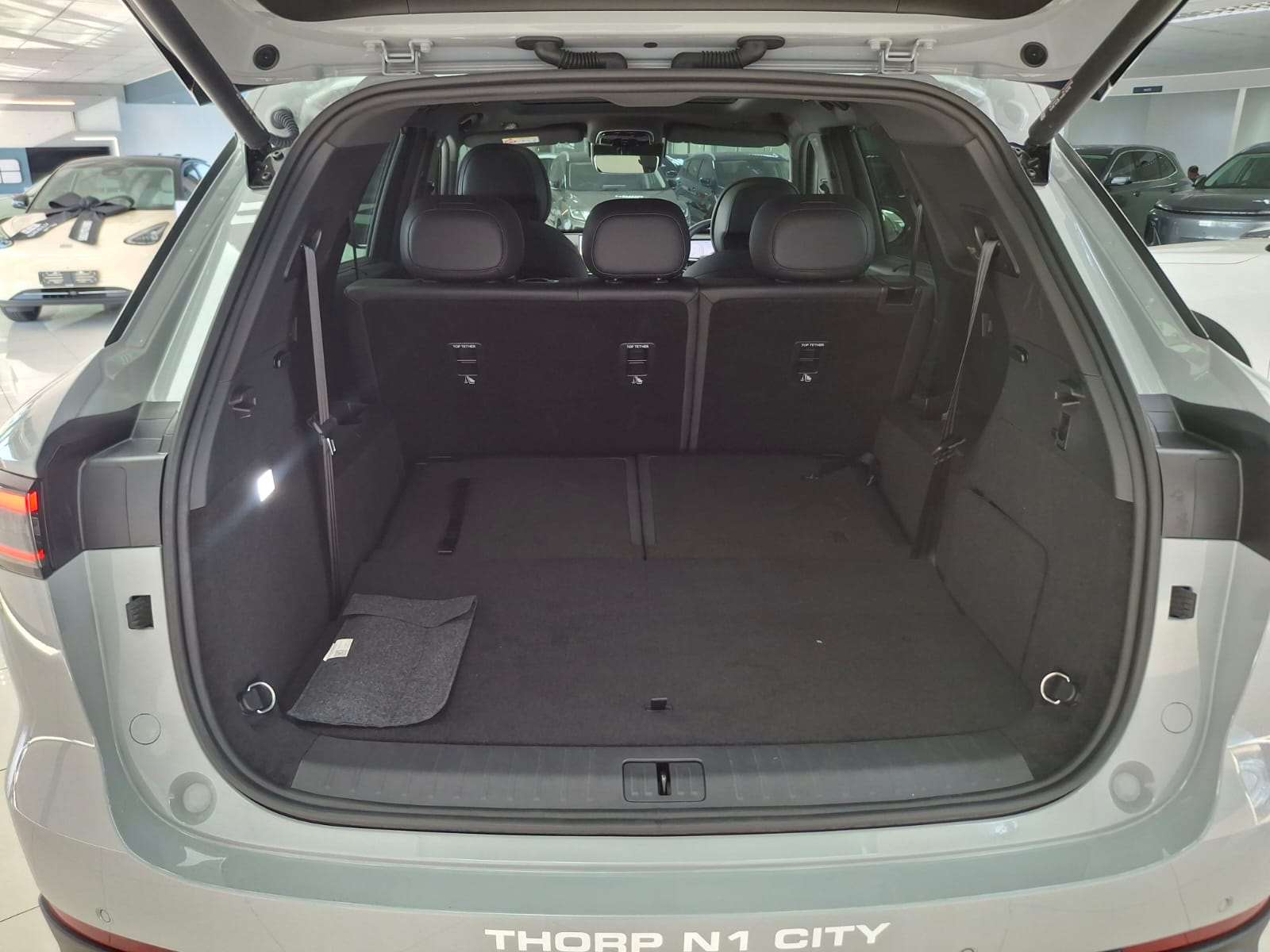 2026 Chery Tiggo 9 CSH 1.5T 3DHT Vangaurd AWD - Image 10