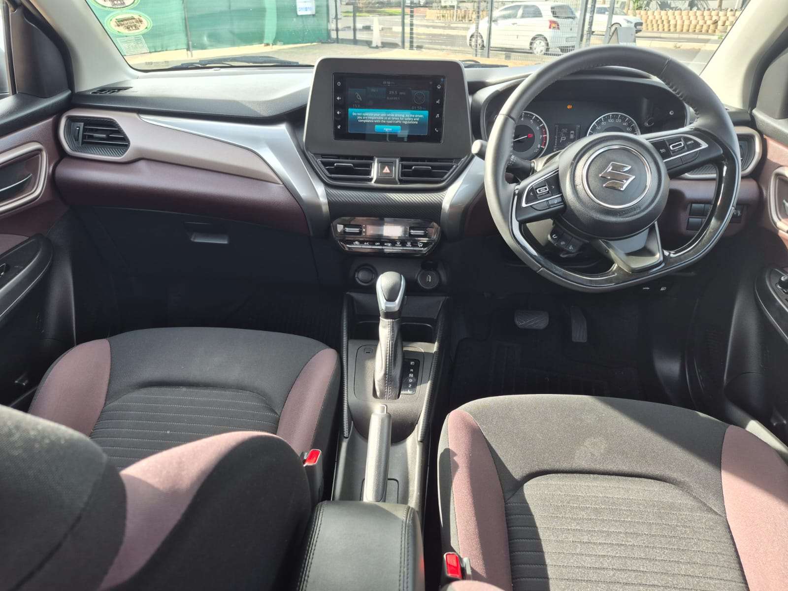 2025 Suzuki Fronx 1.5 GL A/T - Image 10