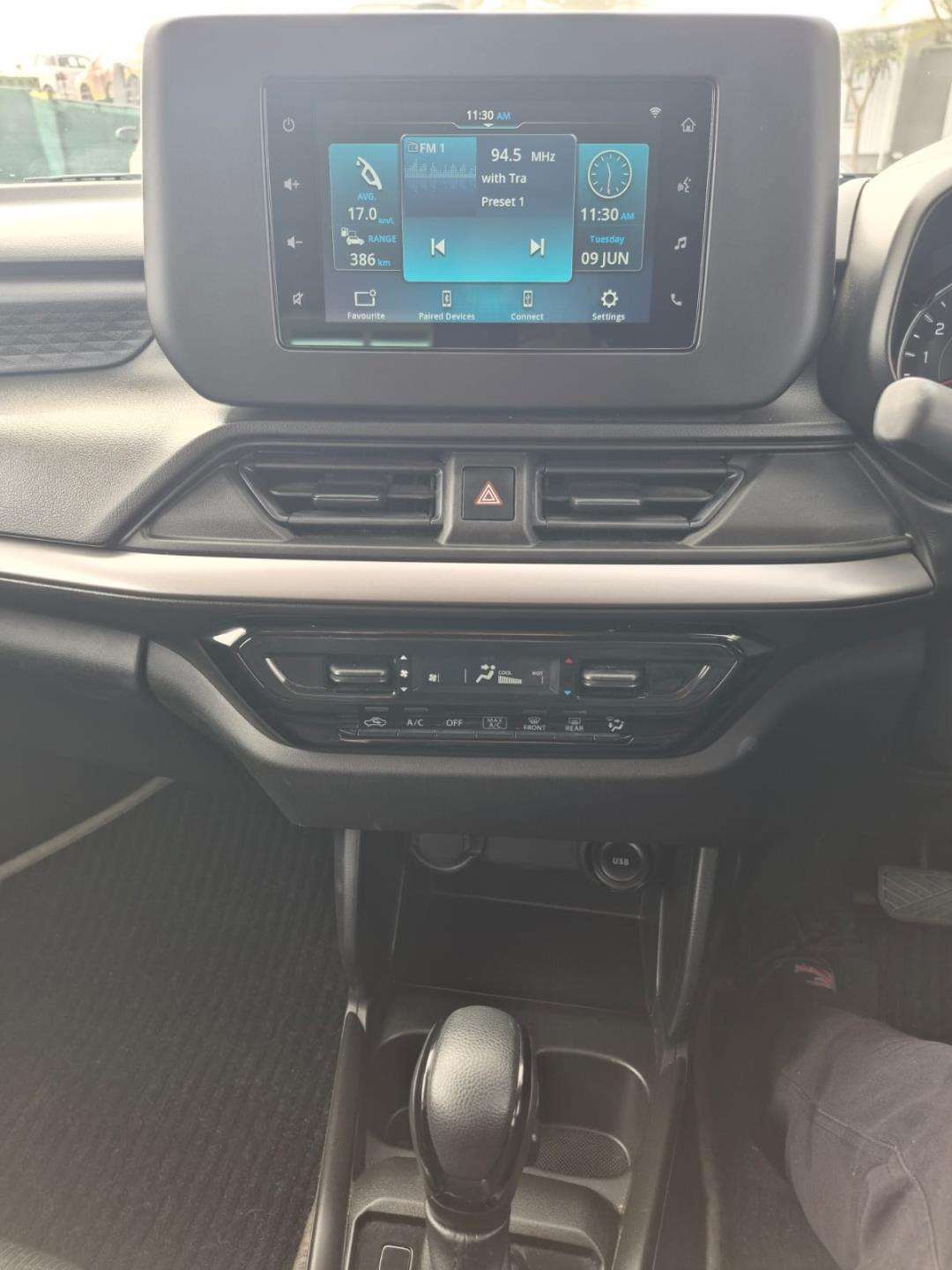 2025 Suzuki Swift 1.2 GL+ AT - Image 12
