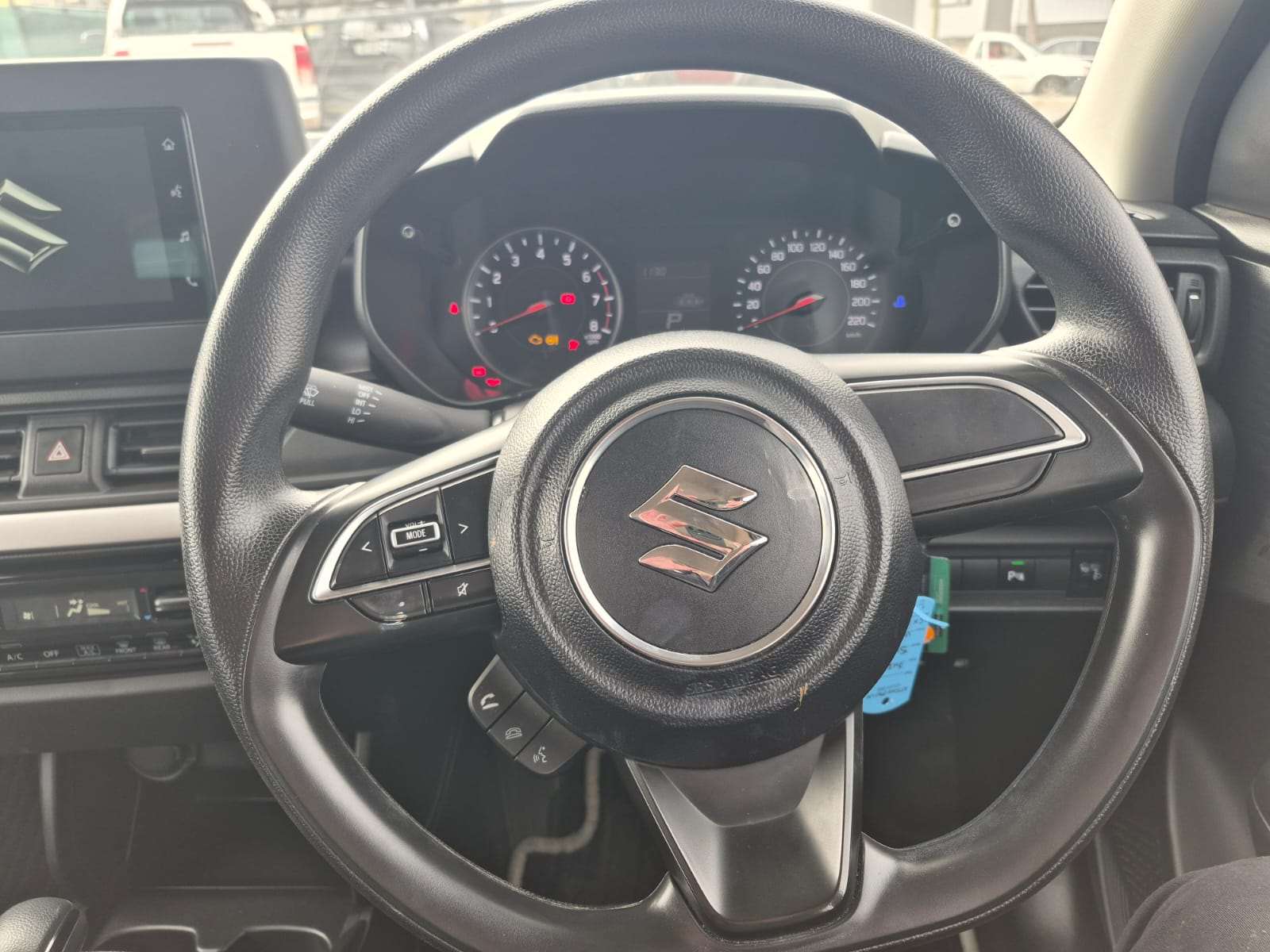 2025 Suzuki Swift 1.2 GL+ AT - Image 11