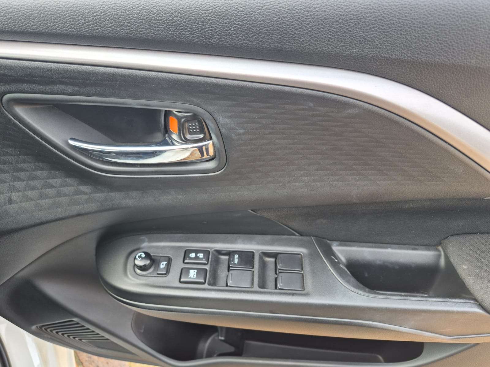 2025 Suzuki Swift 1.2 GL+ AT - Image 14