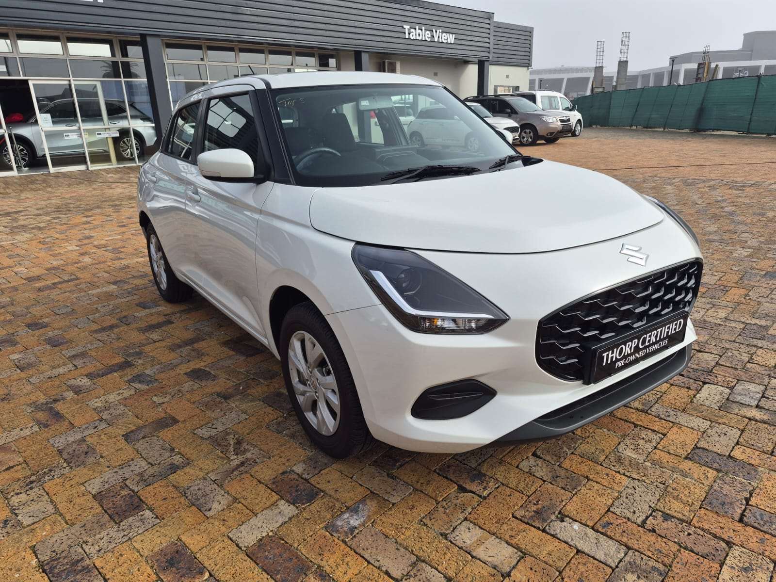 2025 Suzuki Swift 1.2 GL+ AT - Image 1