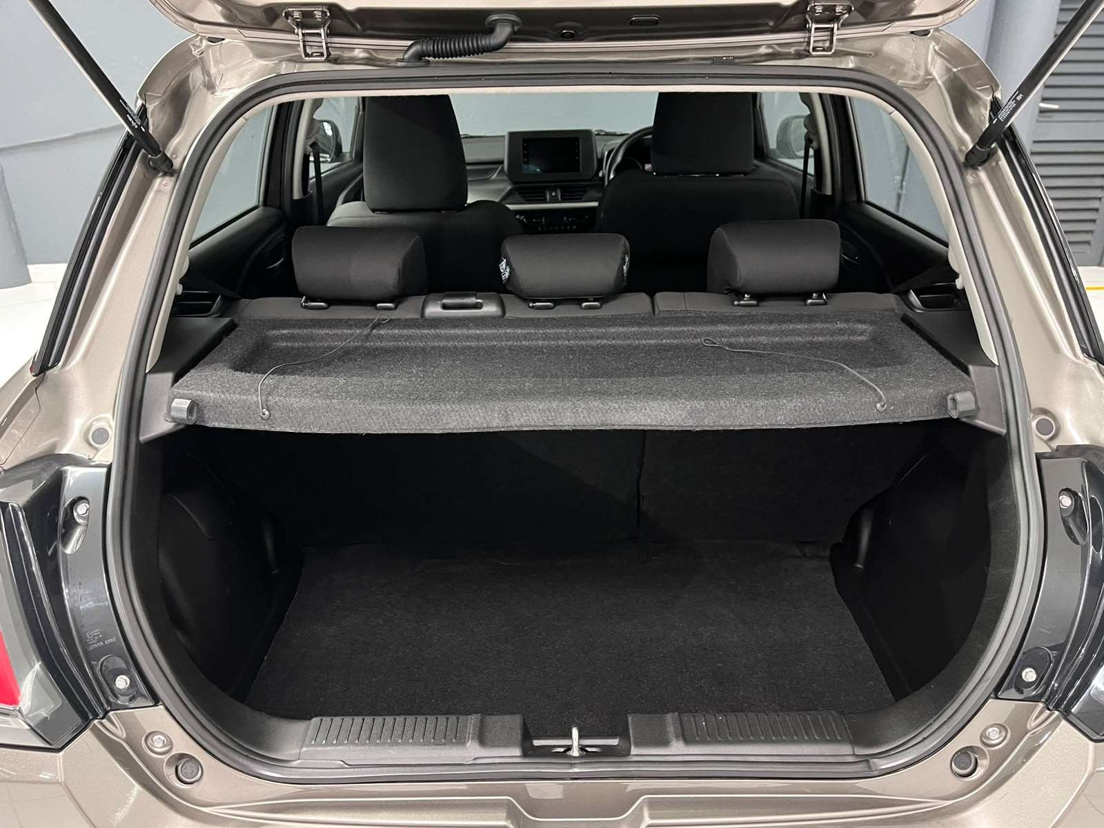2025 Suzuki Swift 1.2 GL+ 5MT New - Image 9