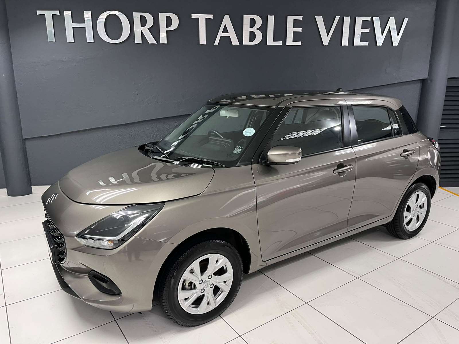 2025 Suzuki Swift 1.2 GL+ 5MT New - Image 5