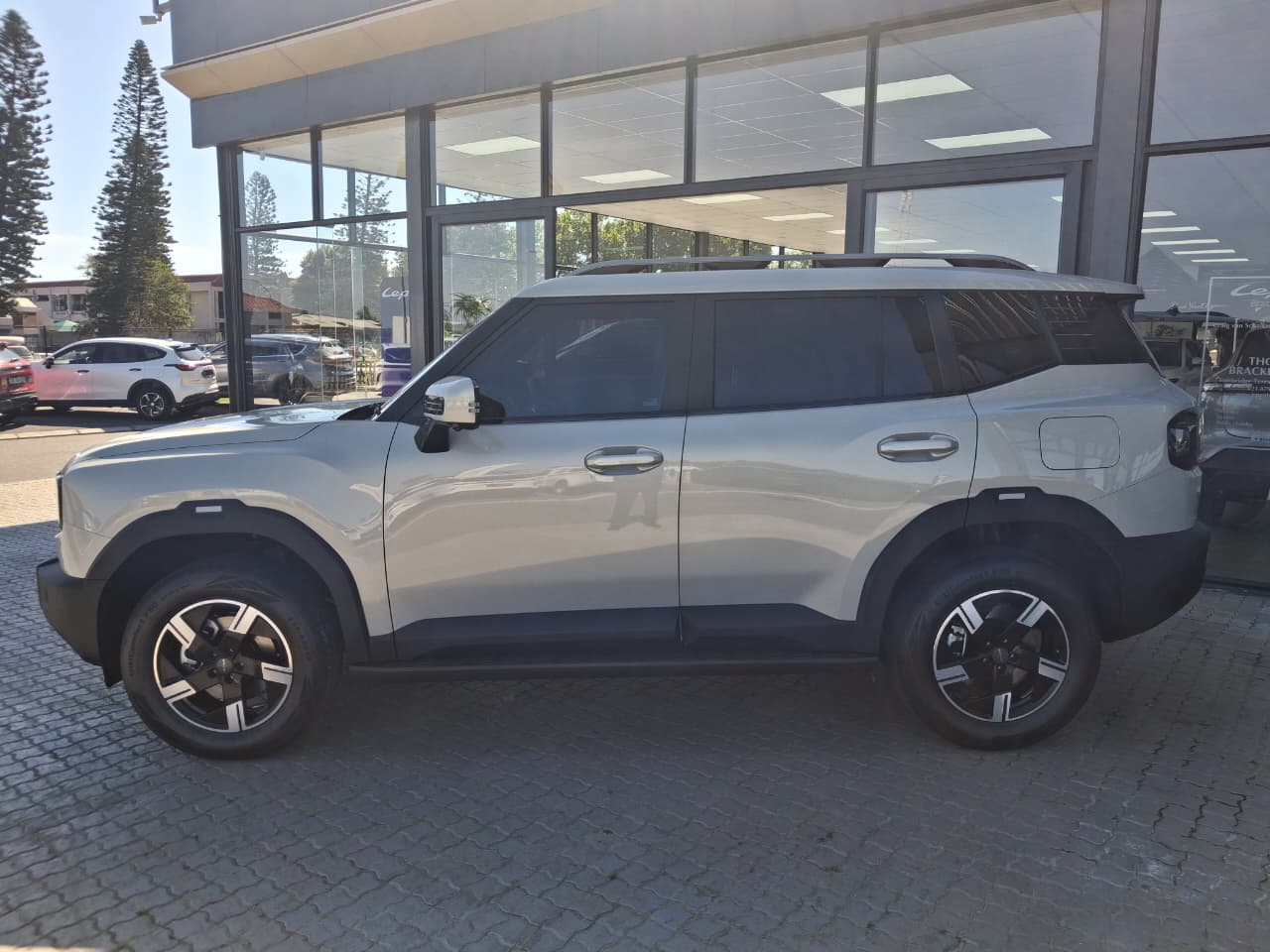 2026 Jetour T1 1.5T Edge - Image 4