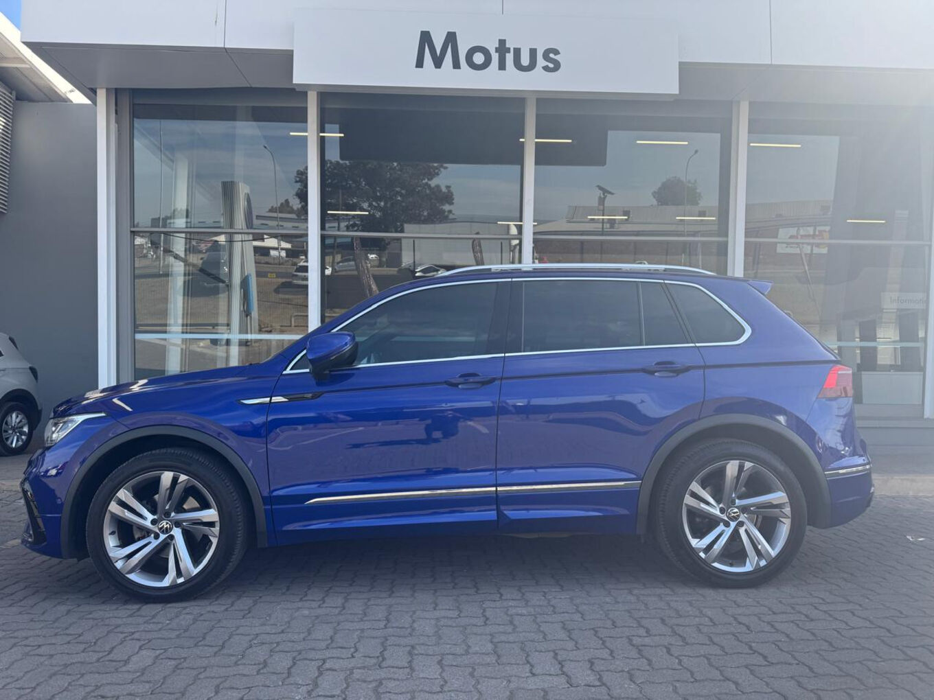 2022 VOLKSWAGEN TIGUAN 1.4TSI 110kW R-Line — photo 4