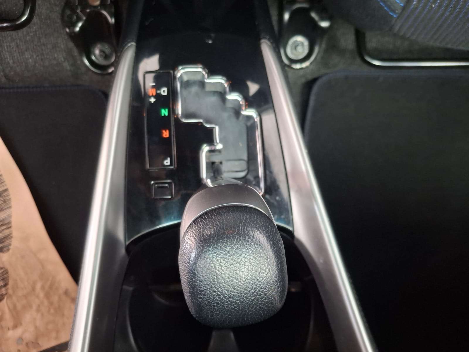 2019 Toyota Yaris YARIS 1.5 XS CVT 5Dr - Image 15