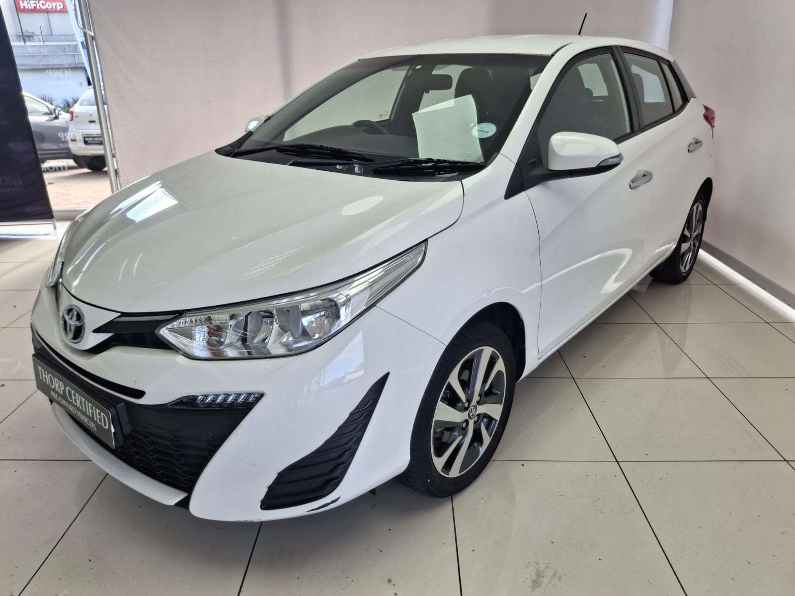 2019 Toyota Yaris YARIS 1.5 XS CVT 5Dr - Image 5