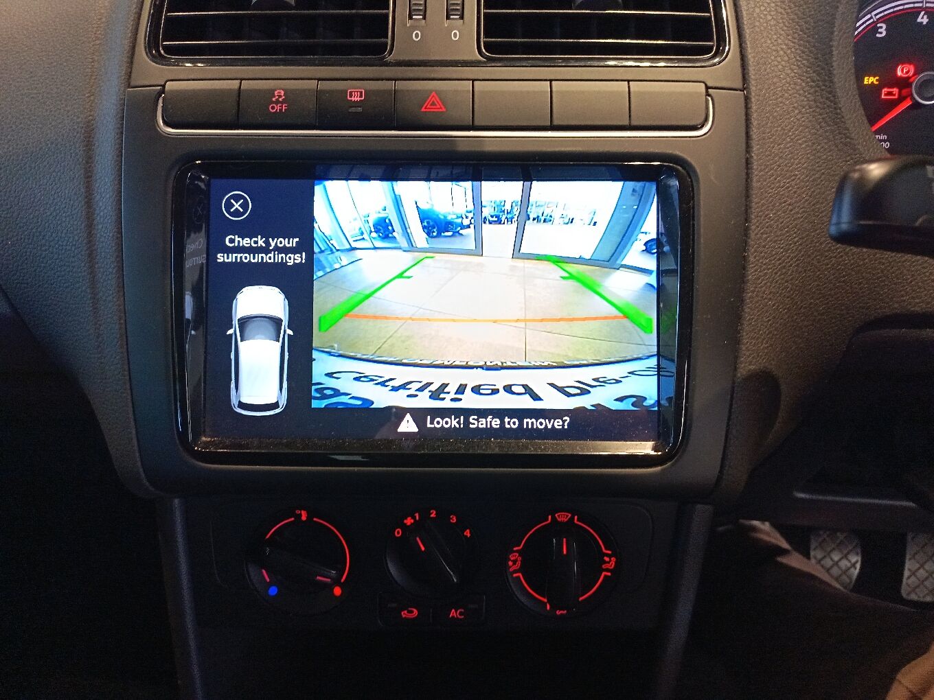 2025 VOLKSWAGEN POLO VIVO Hatch 1.4 Life — photo 12