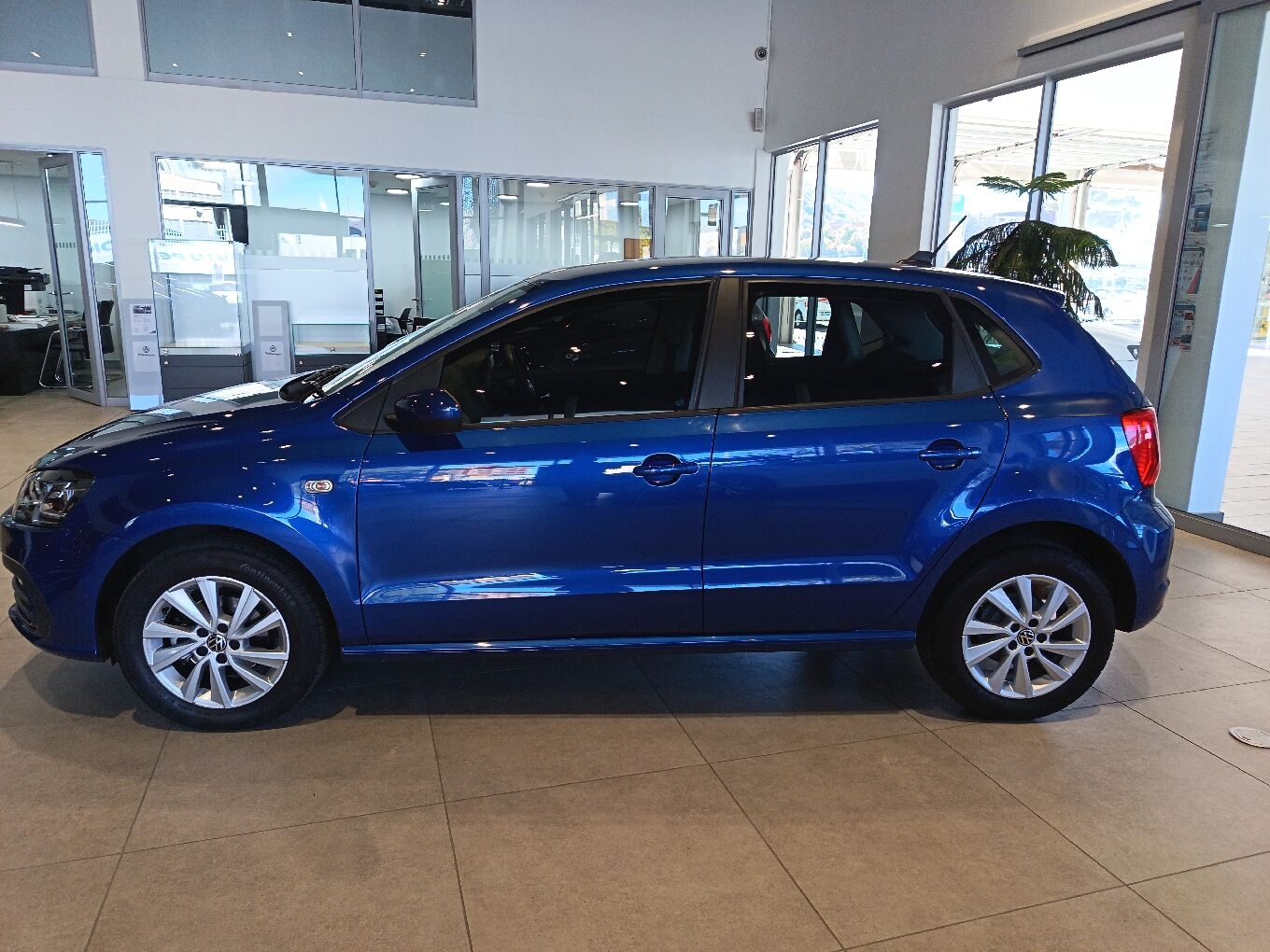 2025 VOLKSWAGEN POLO VIVO Hatch 1.4 Life — photo 4