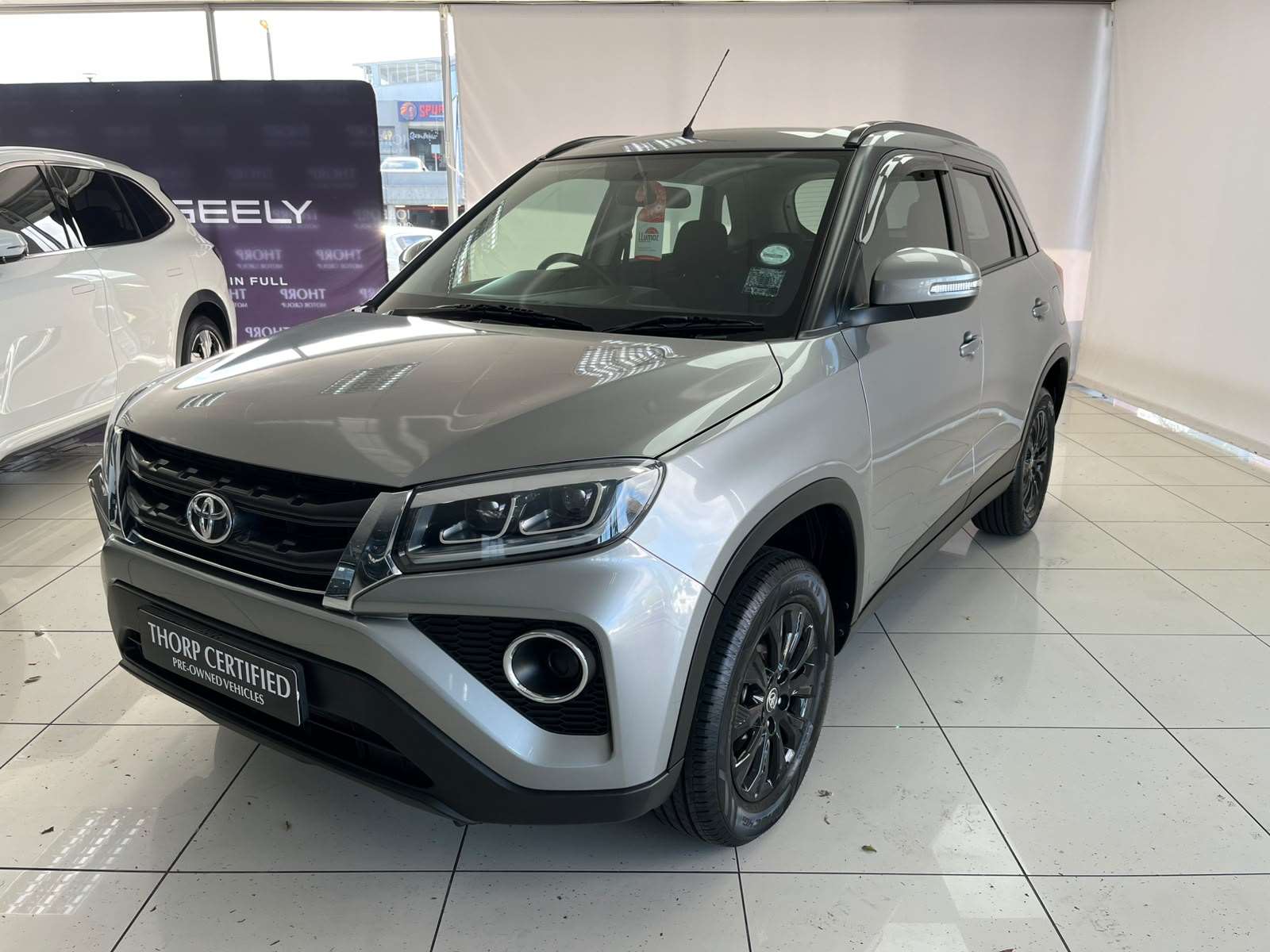 2022 Toyota URBAN CRUISER URBAN CRUISER 1.5 Xs - Image 5
