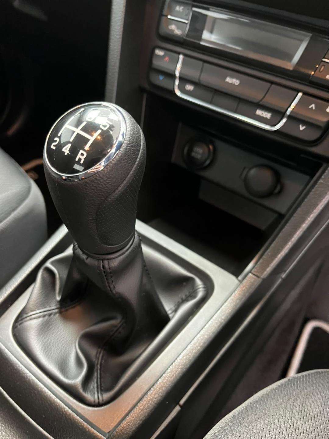 2022 Toyota URBAN CRUISER URBAN CRUISER 1.5 Xs - Image 13