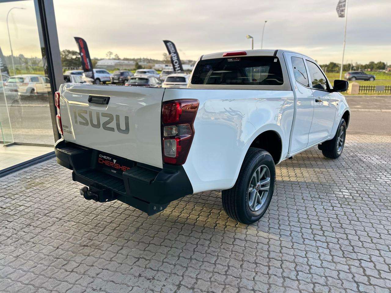 2022 Isuzu D-Max D-MAX 1.9 Ddi HR L E-CAB - Image 6
