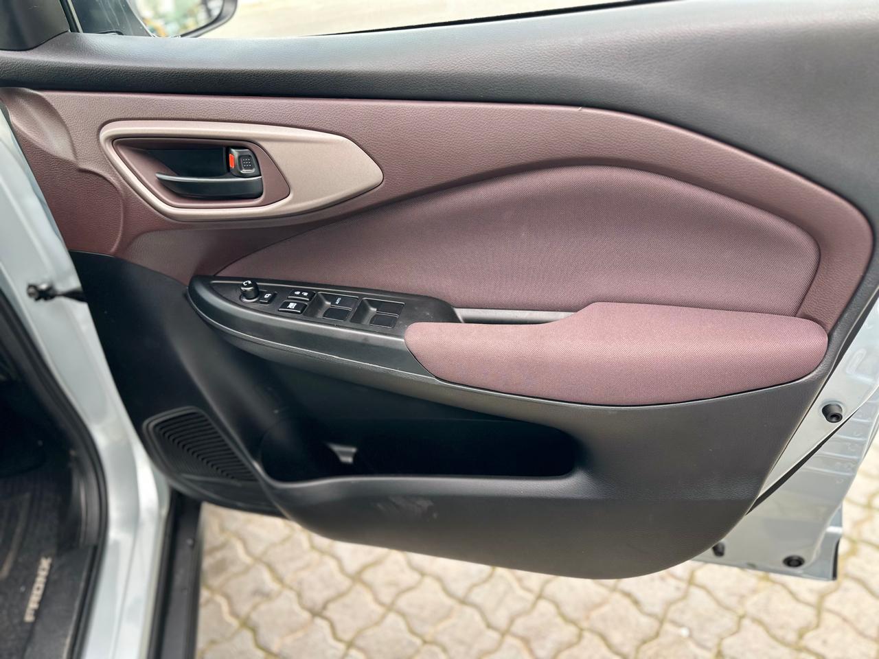 2025 Suzuki Fronx 1.5 GL 4AT - Image 12