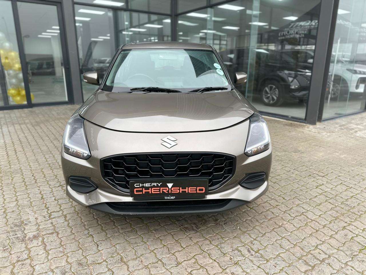 2025 Suzuki Swift 1.2 GL MT - Image 2