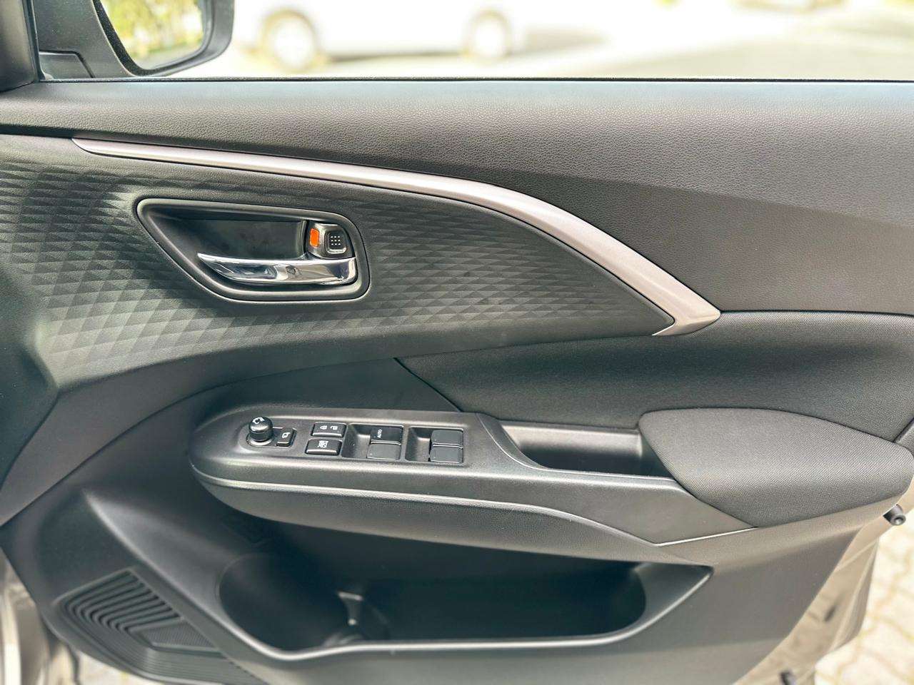 2025 Suzuki Swift 1.2 GL MT - Image 12