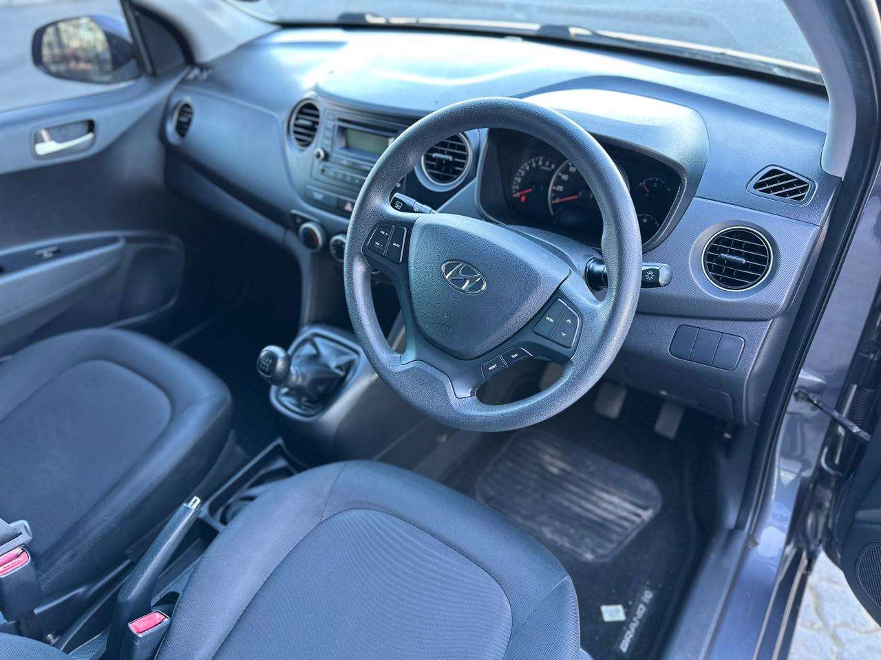 2014 Hyundai i10 Grand 1.25 Fluid - Image 8