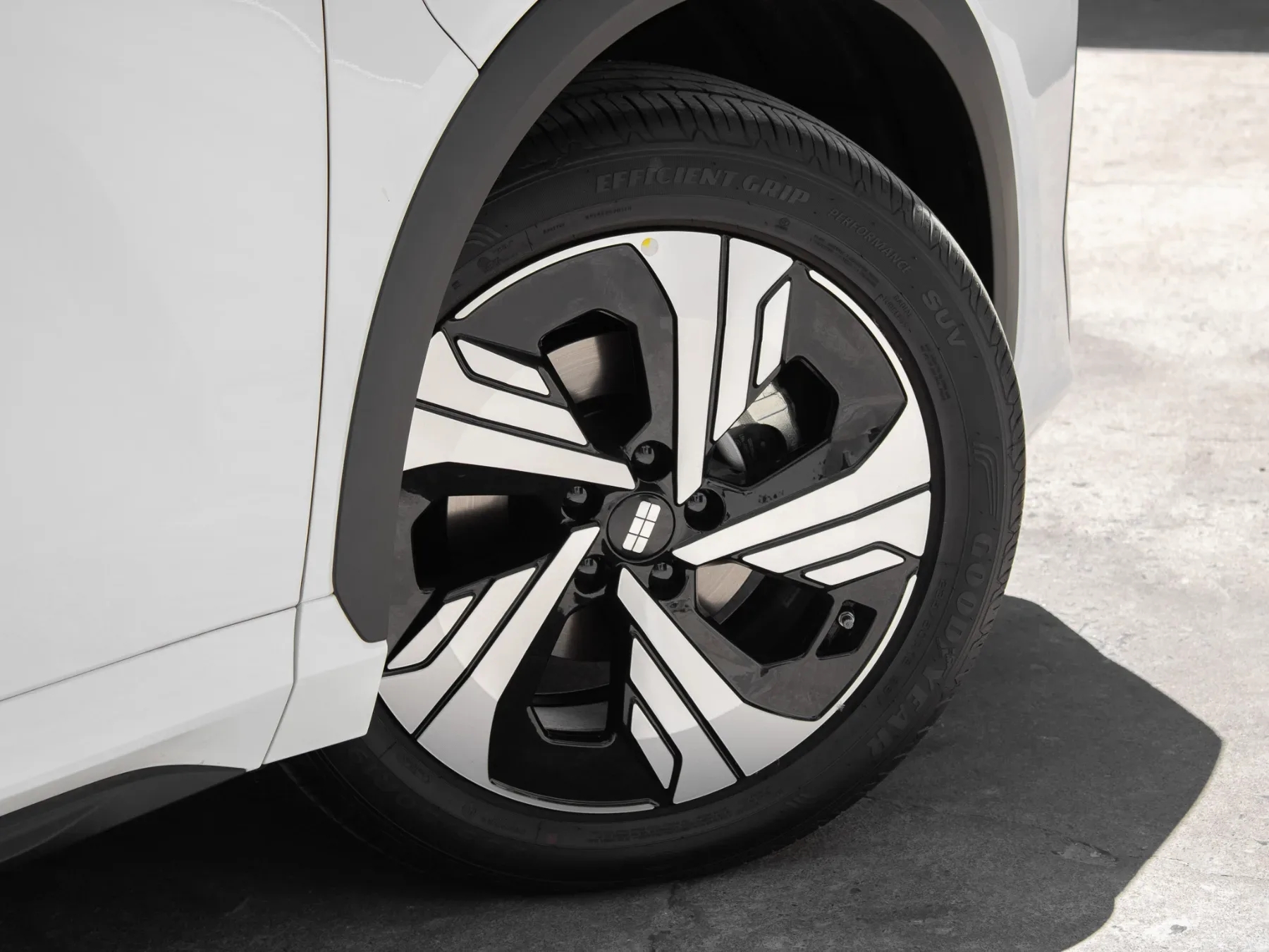 2026 Geely E5 Apex - Image 7