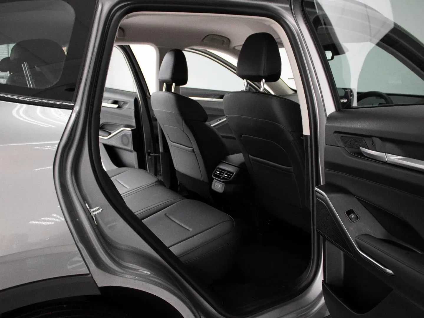 2026 Haval H6 Hybrid Ultra Luxury - Image 13