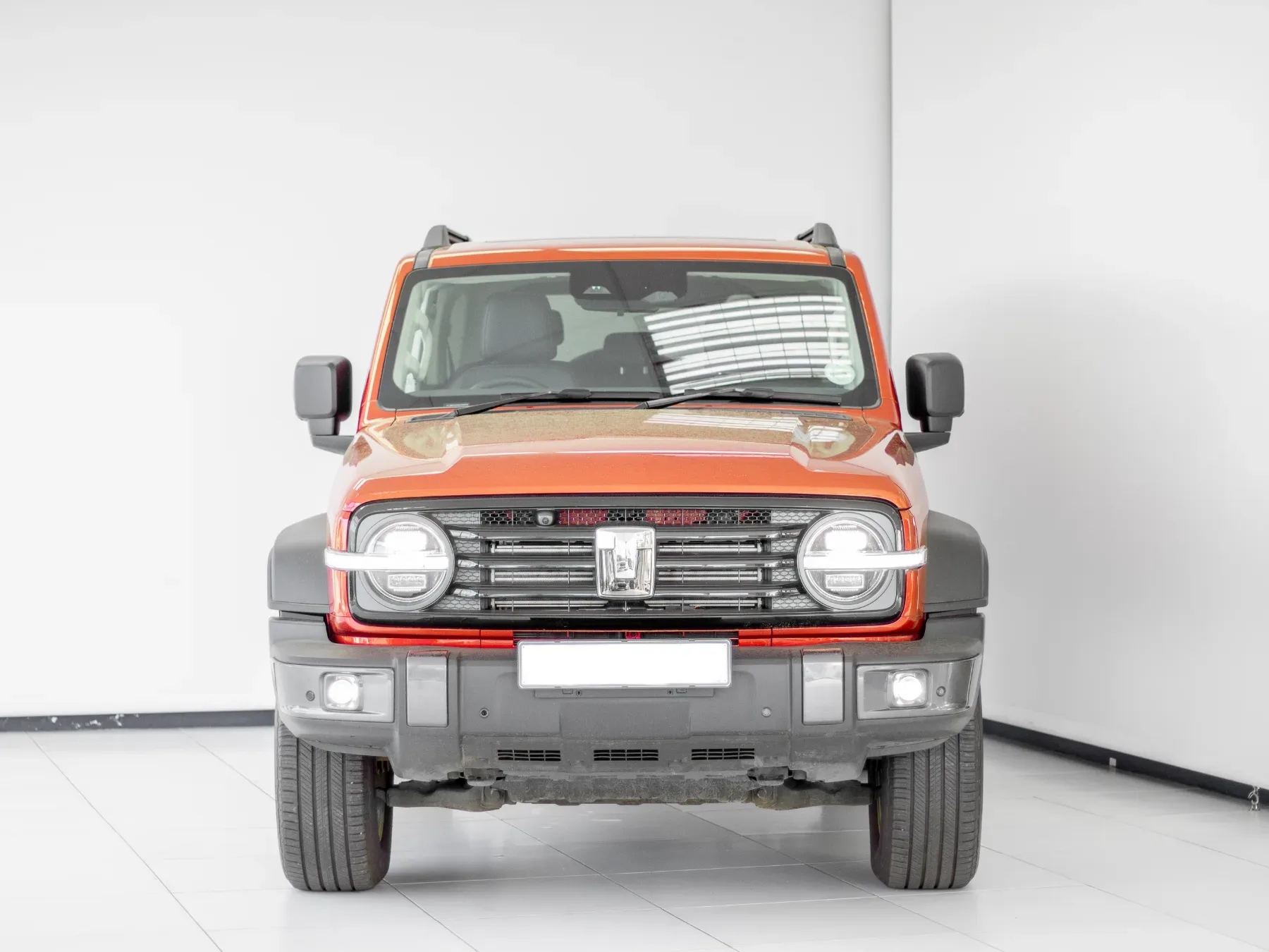 2026 GWM Tank 300 2.4T Super Luxury 4x4 - Image 2