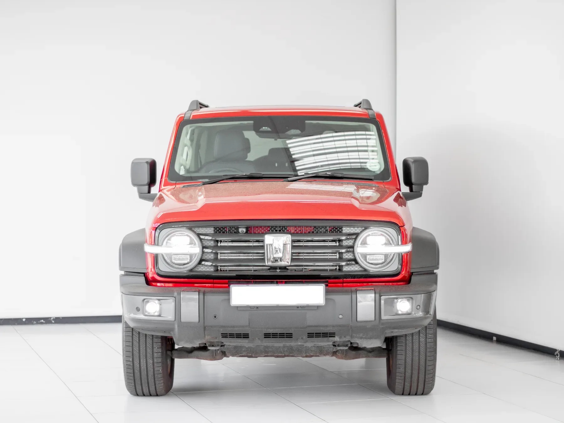 2026 GWM Tank 300 2.4T Ultra Luxury 4x4 - Image 2
