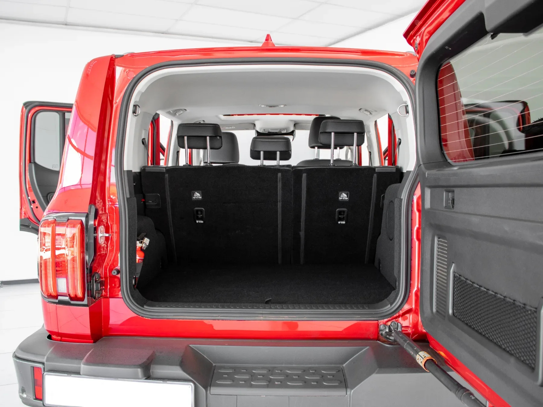 2026 GWM Tank 300 2.4T Super Luxury 4x4 - Image 19
