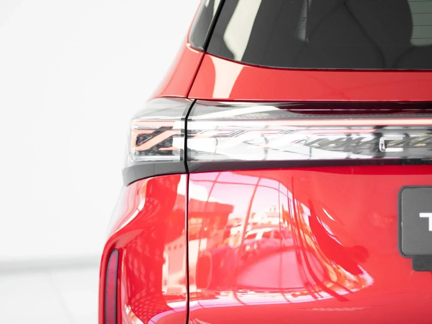 2026 Chery Tiggo Cross Comfort HEV - Image 4