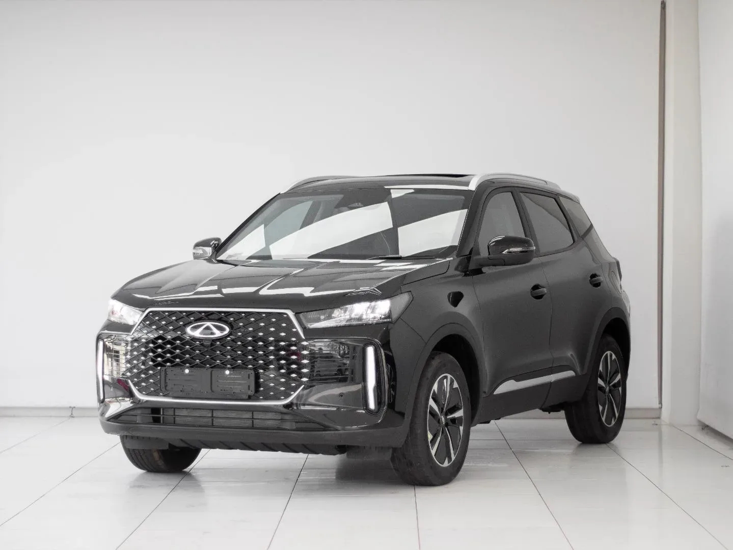 2026 Chery Tiggo Cross Elite HEV - Image 1