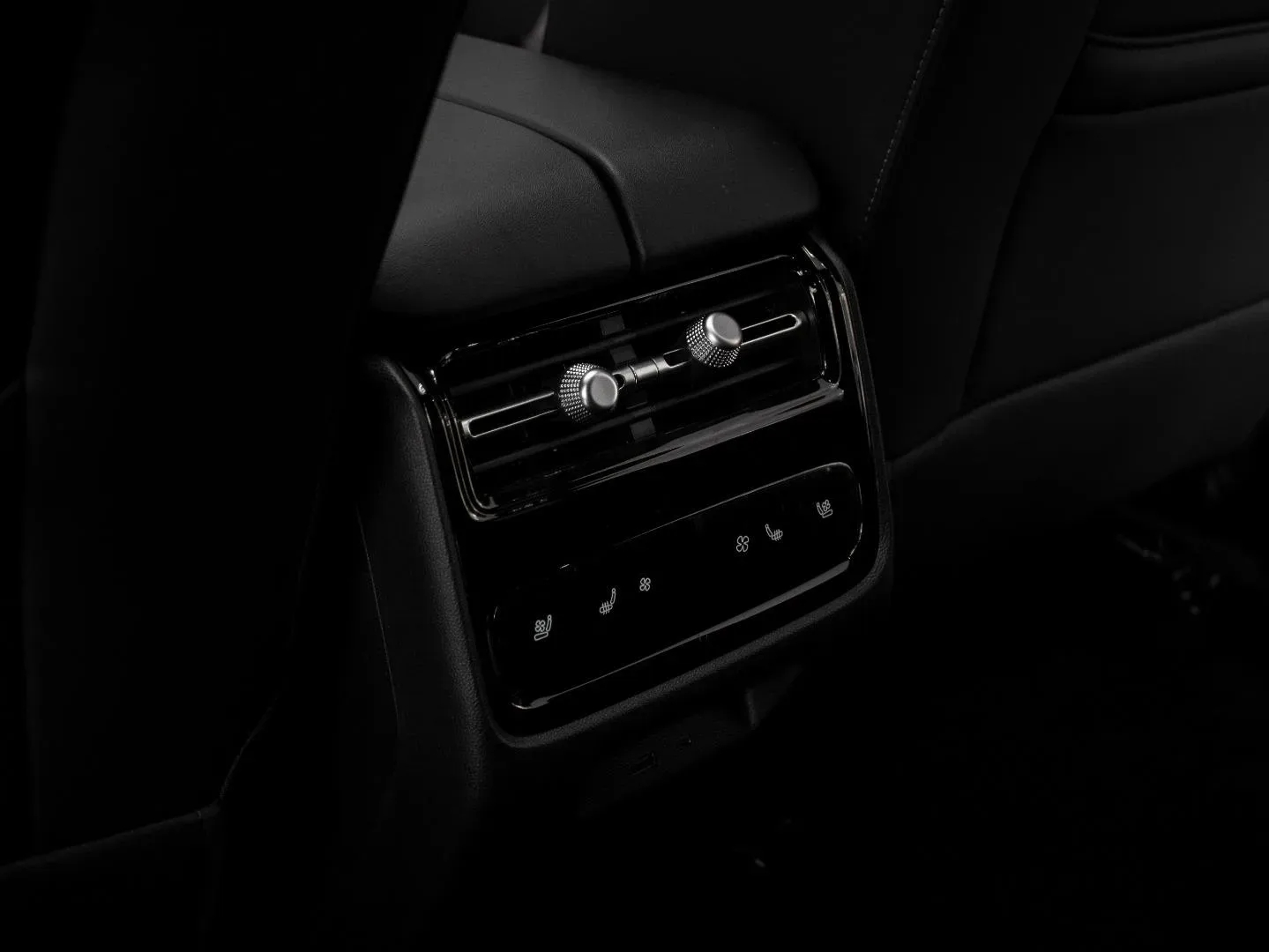 2026 Chery Tiggo 9 Vanguard AWD - Image 10