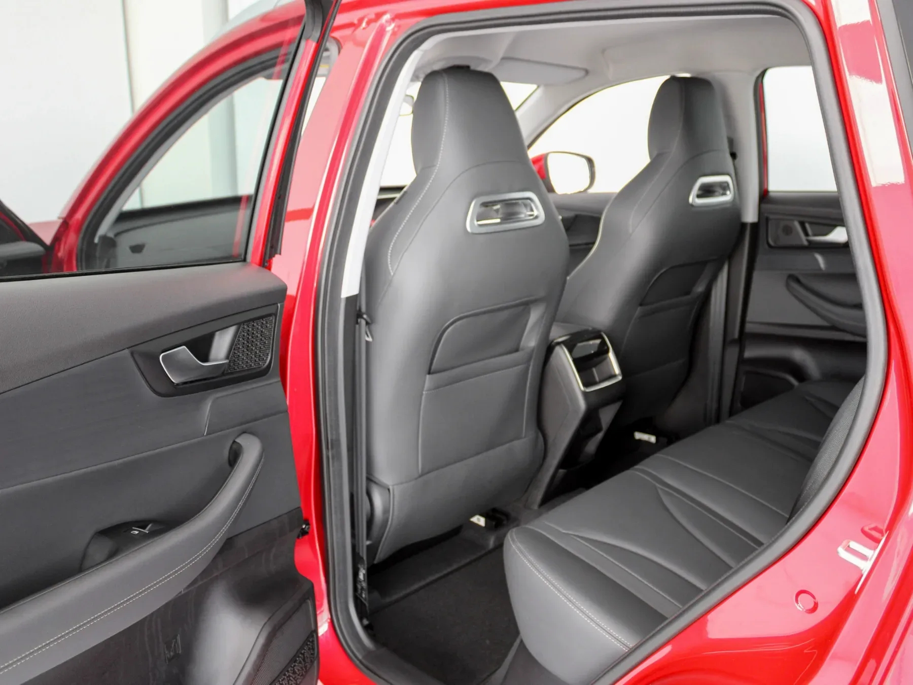 2026 Chery Tiggo Cross LiT MT - Image 12