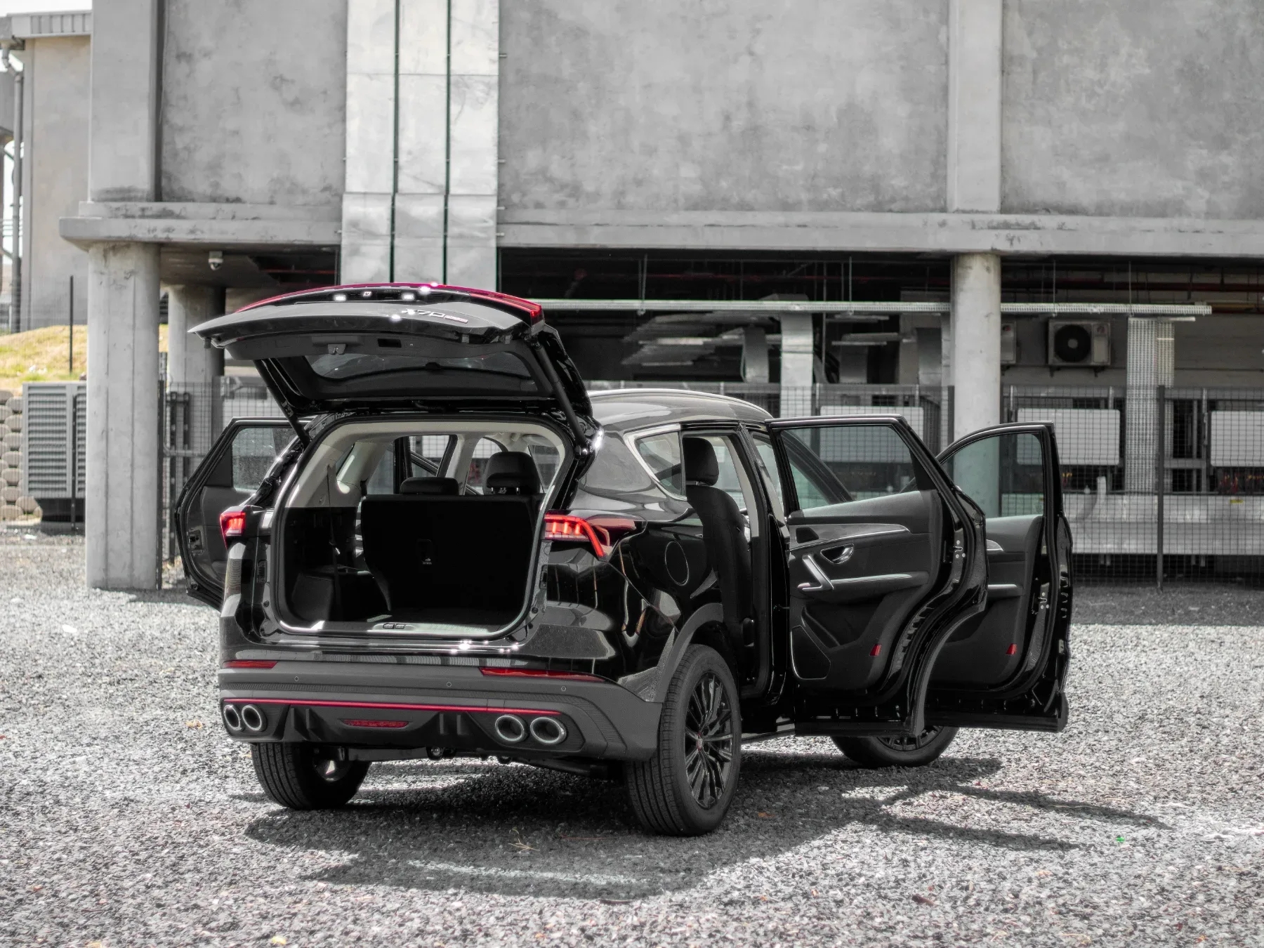 2026 Jetour X70 Plus Deluxe - Image 7