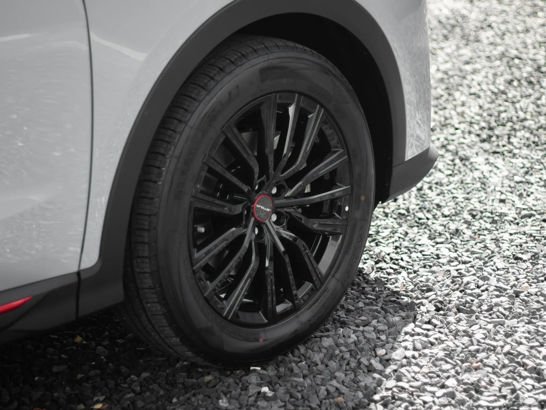 2026 Jetour X70 Plus Momentum - Image 8
